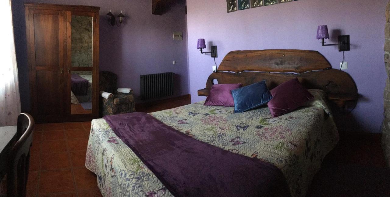 Hotel Rural Posada El Trenti De Corona Valoria Buitenkant foto